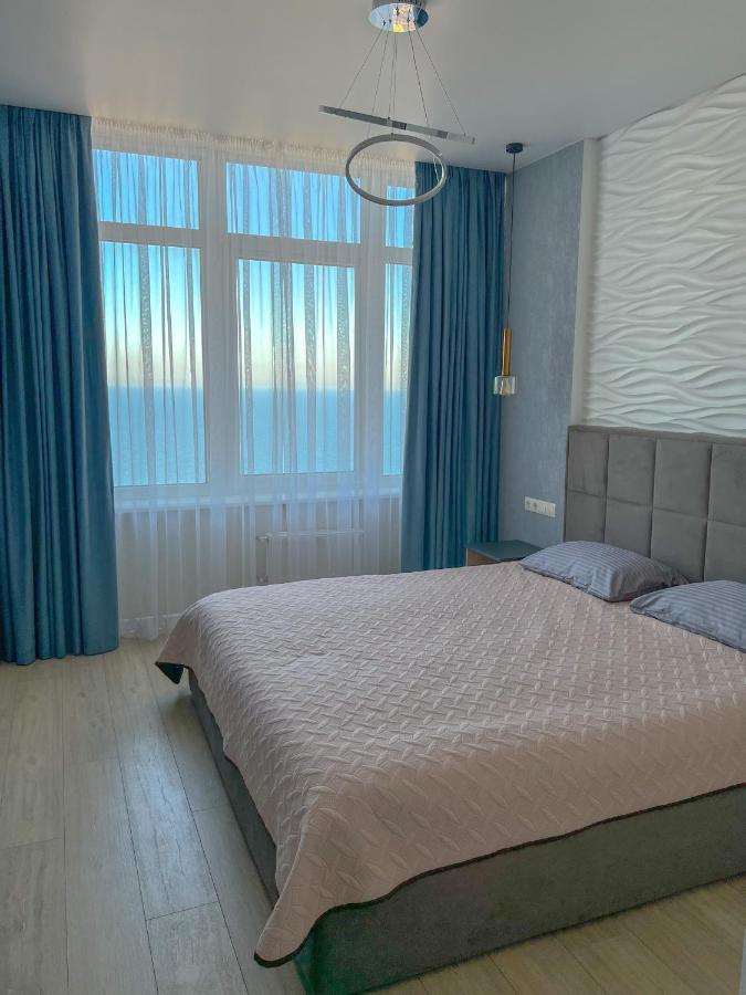 Sea View Sky 15 Apartments Odessa Ngoại thất bức ảnh