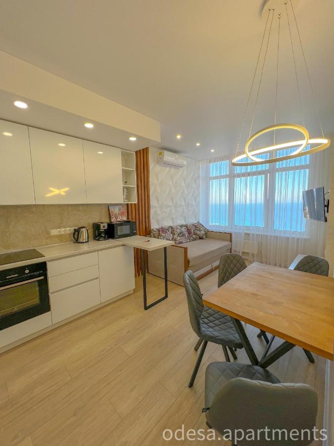 Sea View Sky 15 Apartments Odessa Ngoại thất bức ảnh