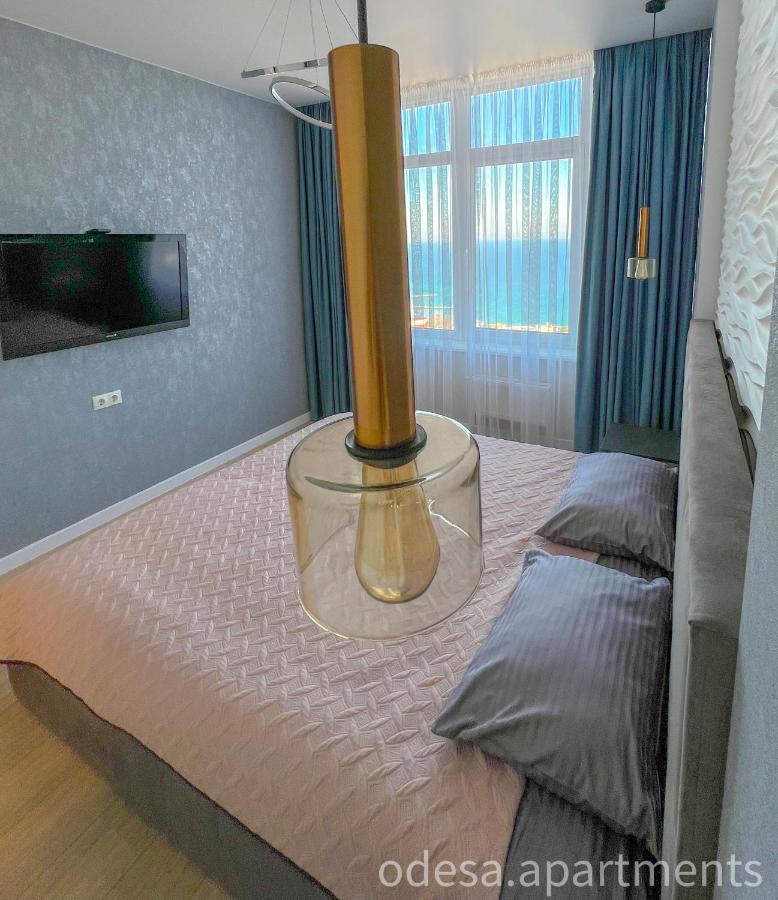Sea View Sky 15 Apartments Odessa Ngoại thất bức ảnh